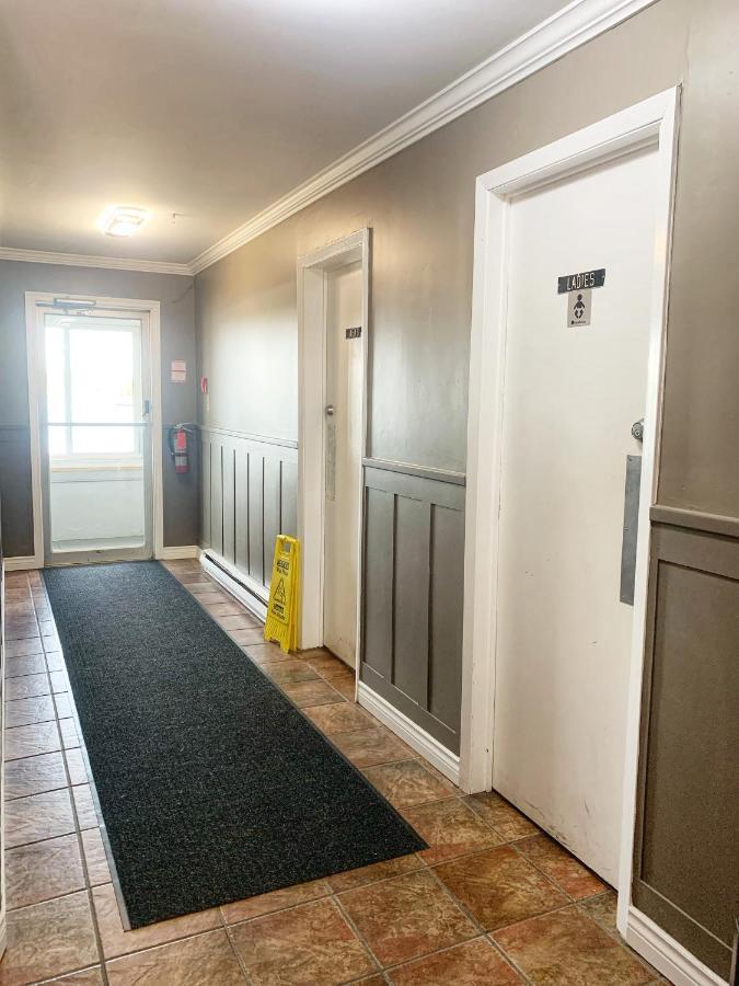 Harbourview Inn And Suites Сидни Екстериор снимка